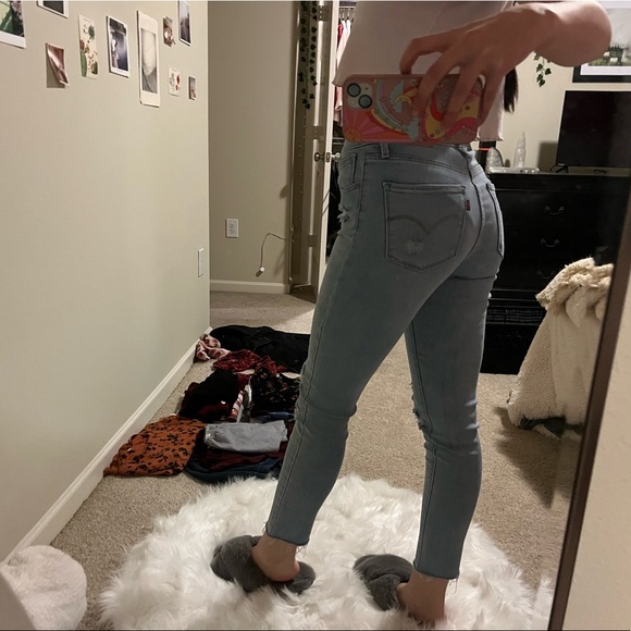 Levi’s 721 High Rise Skinny - Picture 4 of 4